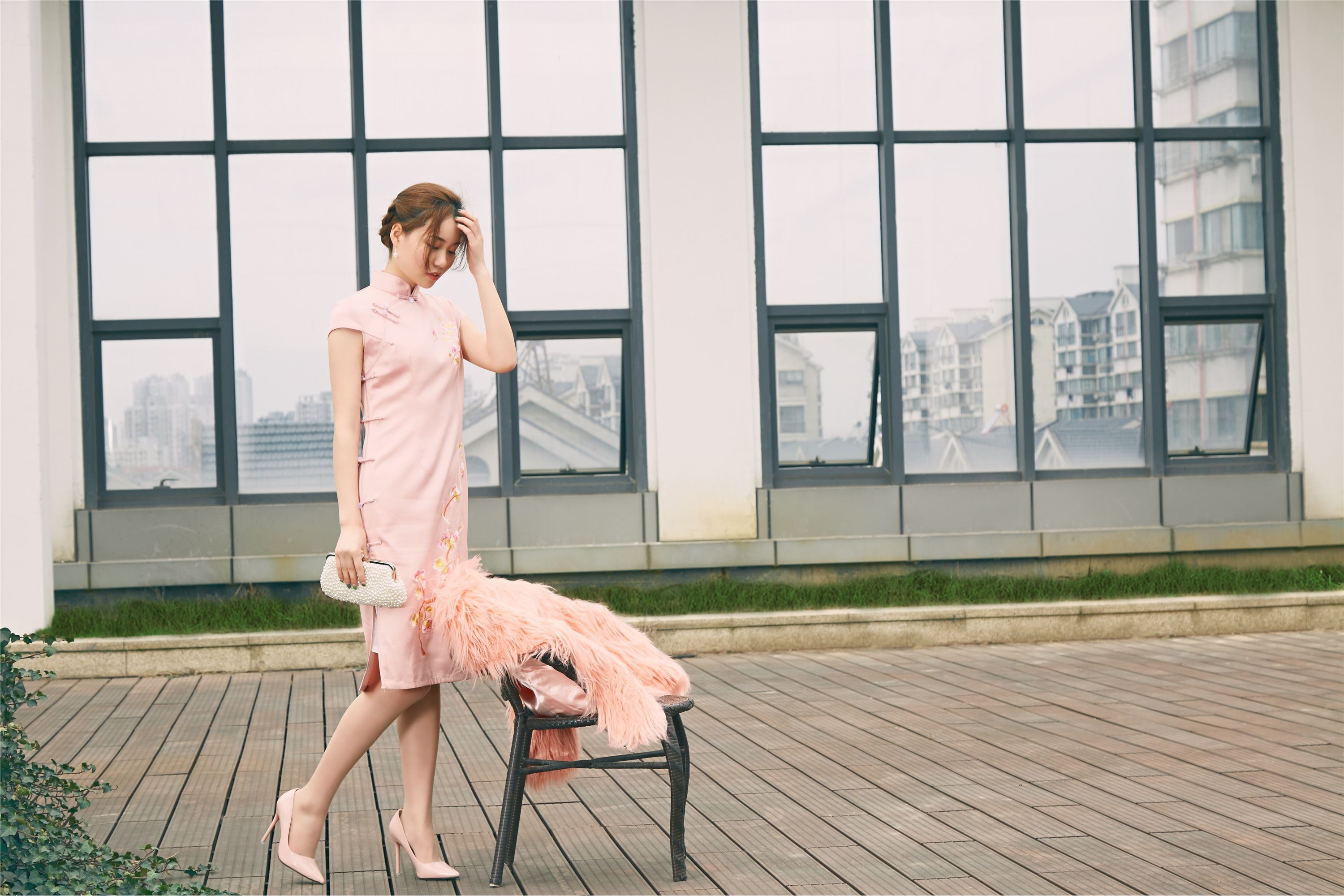 奈丝写真 NO.079 露露-捋捋被风吹乱的秀发